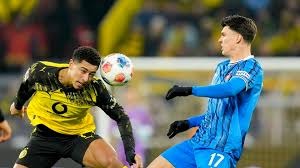 欧冠 巴塞双杀宾菲加挺进 拜仁8强硬碰国米